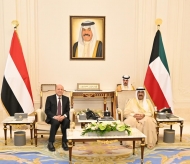 ولي العهد الكويتي يبعث رسالة خطية للرئيس العليمي تتعلق بنتائج زيارته الأخيرة للكويت