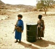 اليونيسيف: مقتل او اصابة 6 اطفال يومياً في اليمن وتجنيد اطفال في عمر 10سنوات