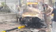 سيارة مفخخة تستهدف موكب مسؤول عسكري في العاصمة المؤقتة عدن
