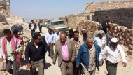 محافظ الضالع يزور بلدة جبل حرير للإطلاع على إحتياجات المواطنين