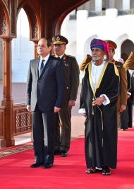 السيسي وقابوس يدعوان المجتمع الدولي إلى إيجاد تسويه سياسية للازمة اليمنية