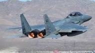 التحالف يقصف بأكثر من50غارة جوية مواقع وثكنات عسكرية للمليشيات بالحديدة