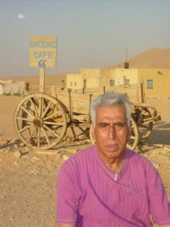 رحيل الشاعر سعدي يوسف "الشيوعي الأخير" أحد أبرز الأصوات التي ملأت الأجواء الشعرية تجديداً وتمرداً
