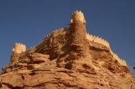 الجوف.. قصف مدفعي على قرية المزاريق والميلشيا تشن هجوم على لواء النصر 